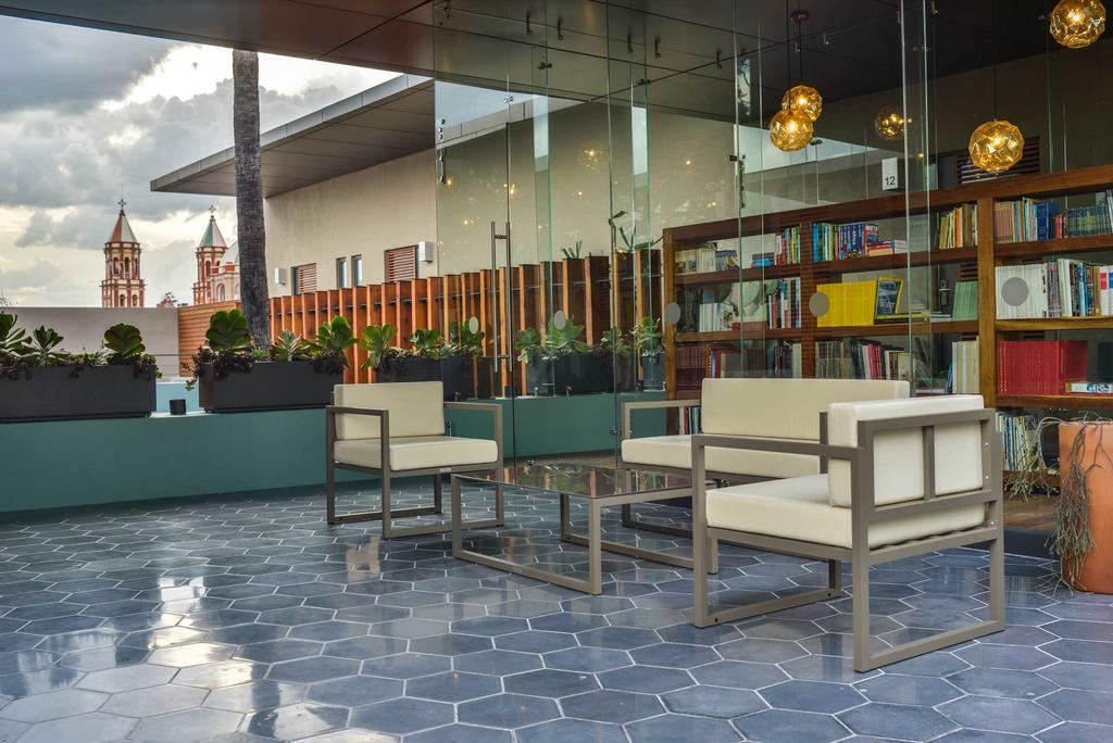 Hotel Criol 케레타로 외부 사진 Library